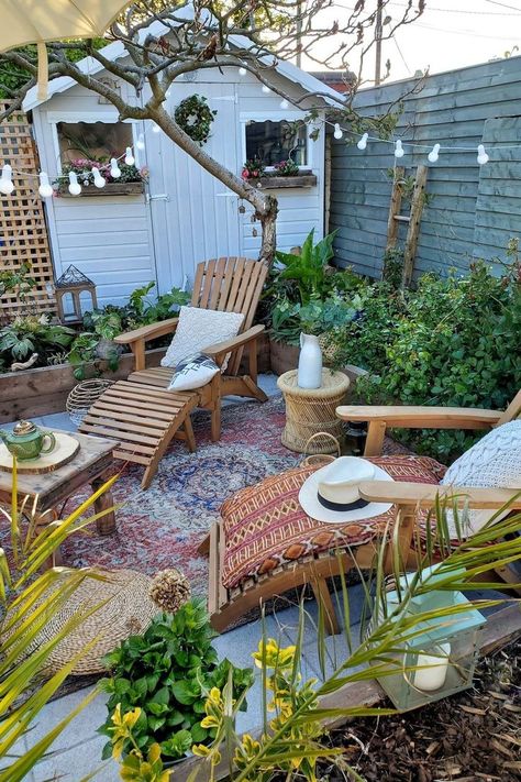 The outdoor living season is upon us and it’s time to start thinking about your outdoor spaces and getting them spruced up for this wonderful season. We have put together a collection of inspiring porches, decks, and patios that are surrounded by beautiful landscaping to help get you started. Backyard Inspiration, Backyard Inspo, Dream Backyard, Backyard Patio Designs, Garden Cottage, Back Garden, Backyard Oasis, Outdoor Rooms, Backyard Decor