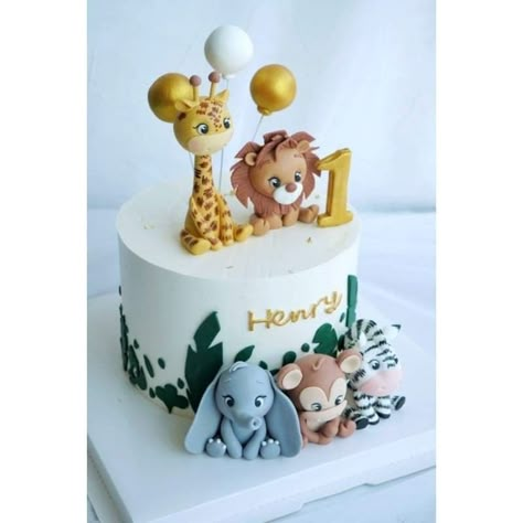 Two Wild Birthday Theme, Wild Birthday Theme, 1st Birthday Food, Easter Desserts Cake, 1st Birthday Foods, 1st Bday Cake, Two Wild Birthday, Jungle Safari Birthday, Birthday Cake Designs