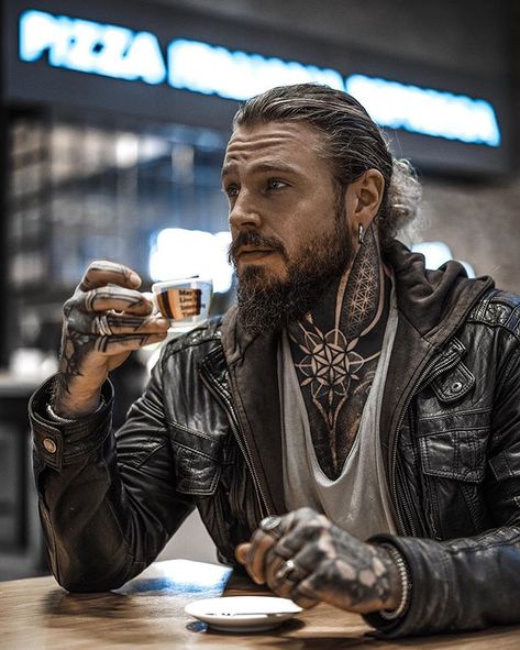 Kevin Creekman, Tatted Men, Beard Tattoo, Man Bun, The Cup, Glam Rock, Beard Styles, Cup Size, Beards