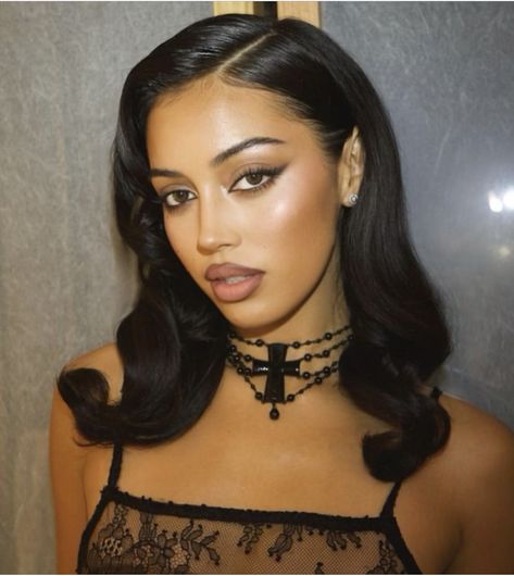 Cindy Kimberly Black Dress, Scorpio Makeup, Mob Wife Makeup, Dark Feminine Makeup, Wolfie Cindy, Taurus Rising, Feminine Makeup, Dark Makeup Looks, Smokey Eyeliner