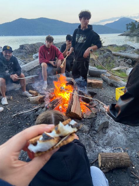 Campfire smores fire lake summer Smores Aesthetics, Summer Camping Aesthetic, 2024 Manifesting, 16 Aesthetic, Campfire Smores, Lake Summer, Natural Hair Short Cuts, Camping Aesthetic, Roasting Marshmallows