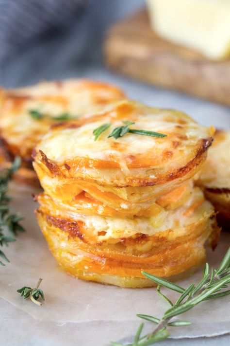 Potato Gratin Stacks, Potato Stacks Recipes, Cheesy Potato Gratin, Sweet Potato Stacks, Cheese Scalloped Potatoes, Scalloped Sweet Potatoes, Eggs Healthy, Scalloped Potato, Potato Stacks