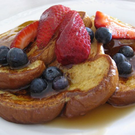 French Toast I Fluffy French Toast Recipe, Basic French Toast, Delicious French Toast Recipe, Awesome French Toast Recipe, Fluffy French Toast, Delicious French Toast, Best French Toast, Mini Torte, Make French Toast