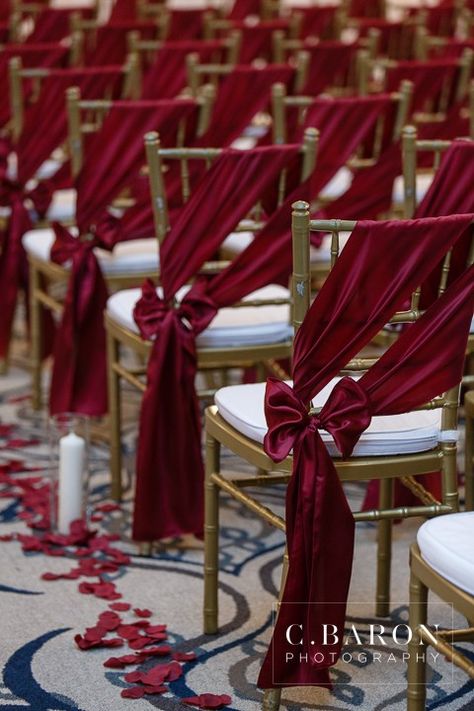 Chivari Chair Decor Wedding, Chair Sash Ideas Wedding, Wedding Chair Cover Ideas, Chiavari Chairs Decor, Gold Chivari Chairs, Wedding Ceremony Chairs, Green Wedding Decorations, Wedding Chair Sashes, Courtyard Wedding