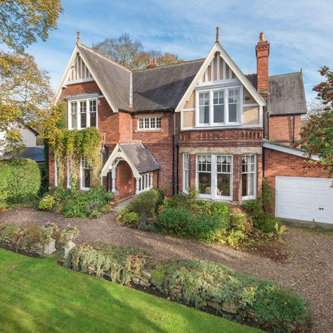 Dating from 1896, Ravensbourne in Houghton-le-Spring is a reassuringly traditional Victorian villa featuring a tiled storm porch and four handsomely proportioned reception rooms with bay windows and original fireplaces. It has a large (albeit dated) kitchen, utility room, five bedrooms and a third of an acre of grounds, with secret garden “rooms” accessed via a wrought-iron gateway. Houghton-le-Spring is a town 15 minutes’ drive from Durham. bradleyhall.co.uk Victorian House Bay Window, Victorian British House, Big English Houses, Large British House, Traditional English Home Exterior, English Victorian House Exterior, Large English House, Victorian Detached House Uk, British Victorian Homes