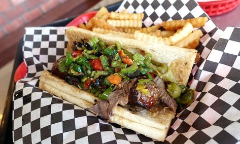 Chicago Beef Sandwich, Chicago Beef, Italian Beef Sandwich, Beef Sandwich Recipes, Sirloin Tip Roast, Italian Beef Sandwiches, Italian Beef, Sandwich Shop, Eat Beef