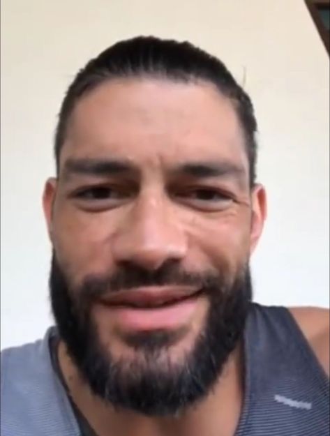 Roman Regins Cute Smile, Roman Reigns Face, Roman Reigns Instagram, Roman Reigns Tattoo, Roman Reigns Selfie, Chris Brown Photoshoot, Roman Reigns Selfie Pic, Black And White Kittens, Roman Reigns Backstage