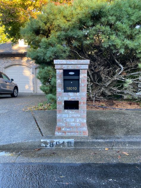 Lake Oswego Brick mailbox - Portland - by GO bricklaying | Houzz Paint Ideas For House, Brick Mailboxes, Mailbox Installation, Duplex Exterior, Stone Mailbox, House Expansion, Brick Mailbox, Home Mailboxes, Parcel Drop Box