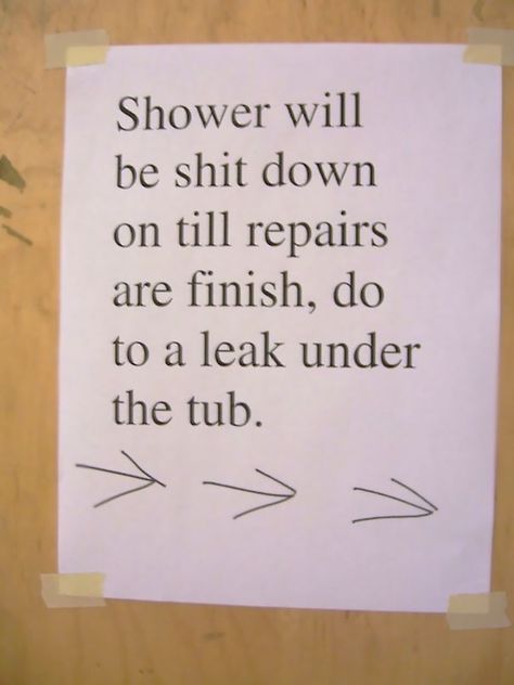 This Repair Notice Funny Grammar Mistakes, Funny Sign Fails, Perfect Score, Grammar Errors, Grammar Humor, Grammar Mistakes, Funny Relationship, Humor Funny, Funny Fails