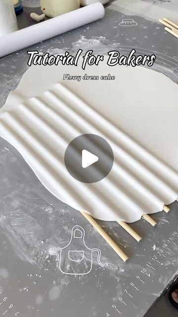 Apetit on Instagram: "Sharing daily tips and tutorials for our fellow bakers 😘
Most requested product link is on our Instagram homepage. It's in one of the highlights titled 'Amazon Gems'. Hope this helps!
•
•
•
•
•
•
#fyp #trending #viralcake #viral #bake #tiktok #love #happy #cake #passion #wedding #weddingtiktok #trending #tiktokcake #bakingclassmalaysia
#cakedecorating #bangsar #bangsarsouth #bake #fypシ #creator #contentcreator #hack #kitchenhacks #cleaninghacks #bakersofinstagram #homebaker #cakemaker #baking #bakersgonnabake #homebakery #bakingtips #bake" Cake Decorating Techniques Fondant, Trend Cake 2024, Decorating Wedding Cakes, Trending Cake Designs 2024 Birthday, Cake 2024 Trend, Trending Cakes 2024, 2024 Cake Trends, Cake Trends 2024, Fondant Techniques Tutorials