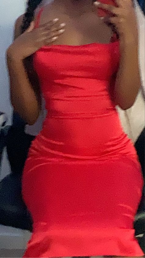 Fake Snap Pics Girly, Body Flicks, Pretty Red Dress, Prom Dress Inspo, Latina Fashion Outfits, Red Bodycon Dress, Stunning Outfits, Cute Swag Outfits, Couple Outfits