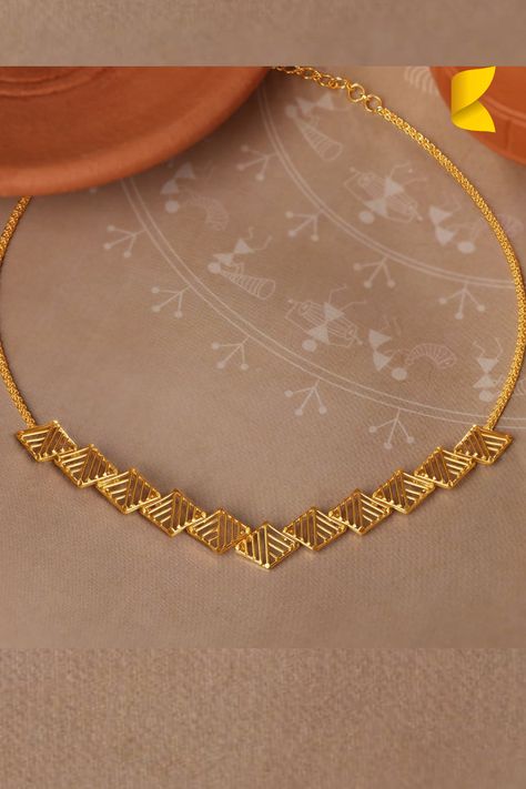 A neck chain will add grace to the neckline. Buy yours from our chain collection in gold, silver and white gold collection. Kalyan Jewellers, Dubai Gold Jewelry, Easy Mandala, Neck Pieces Jewelry, Gold Bangles For Women, New Gold Jewellery Designs, Platinum Chain, Gold Jewellry, Modern Gold Jewelry