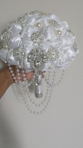 Brooch Bouquet Tutorial, Cascading Brooch Bouquet, Pearl Brooch Bouquet, Rose Gold Brooch Bouquet, Brooch Bouquet Diy, Wedding Flower Jewelry, Pink Brooch, Bridal Brooch Bouquet, Bouquet Brooch