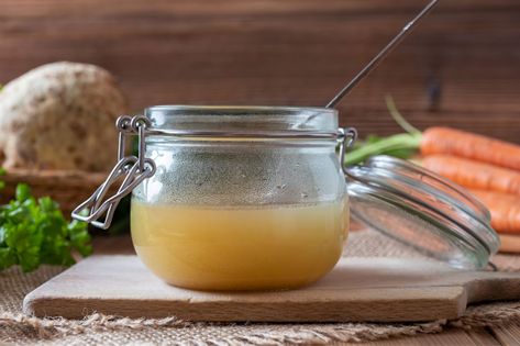 3 Nutritious Vegetable Broth Recipes for Dogs Slow Cooker Bone Broth, Broth For Dogs, Recipes With Vegetable Broth, Dog Vegetables, Homemade Vegetable Broth, Pancakes For Dinner, Vegetable Benefits, Veggie Stock, Vegetable Broth