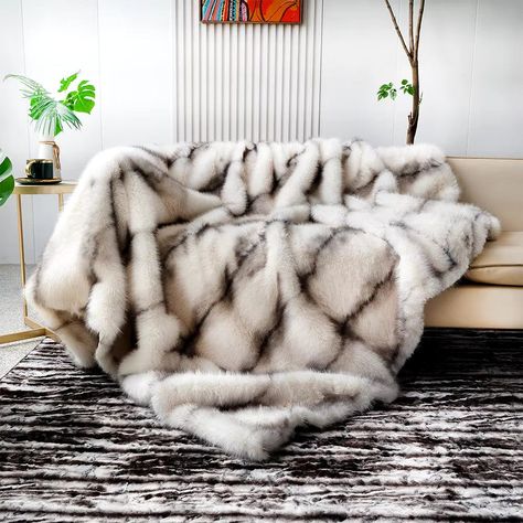 Faux Fur Blanket - Elegant Plaid Design for Beds & Sofas #fypシ゚ #shopnow #decor #homedecor #coverletterwriting #blanketchallenge Fur Blankets, White Throw Blanket, Faux Fur Throw Blanket, Popular Decor, Luxury Throws, Faux Fur Blanket, Organic Decor, Fur Throw Blanket, Winter Blankets