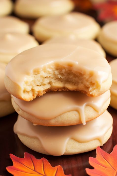 Maple Cookies With Maple Icing • Delish Club Soft Maple Sugar Cookies, Best Maple Desserts, Maple Iced Cookies, Cookies To Sell Ideas, Crazy Recipes To Try, Best Selling Desserts, Maple Butter Cookies, Maple Cookie Recipes, Maple Candy Recipe Easy