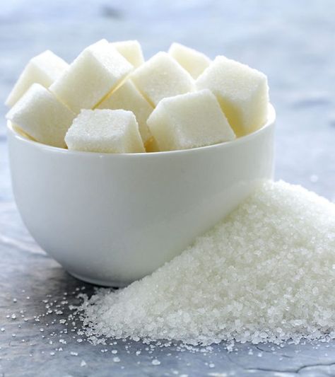 12 Tips To Kick Your Refined Sugar Habit Sugar Industry, Sugar Intake, Sugar Cubes, Canning Recipes, Healthy Nutrition, Everyday Food, Healthy Options, Processed Food, Eating Habits