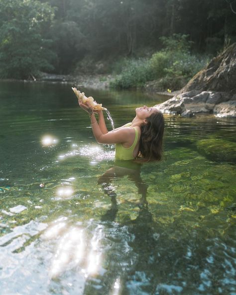 Branding photoshoot but make it ethereal, magic, emerald & dreamy 🌿✨ @renee_harata always being my muse 🫶🏻 - - - - - - - - #SunshineCoastPhotographer #SunshineCoastPhotography #SunshineCoastCreatives #EtherealPhotography #DreamyPhotography #sony #NatureInspiredPhotography #CreativePhotography #PhotographyAsArt #FilmPhotography #sonya7iii Photoshoot Ethereal, Ethereal Photography, My Muse, Dreamy Photography, Branding Photoshoot, Sunshine Coast, Film Photography, Creative Photography, Muse