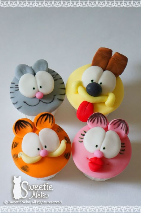 Friends Cupcakes, Garfield Cake, Garfield And Friends, Cakes Decorated, Cupcake Photos, Animal Cupcakes, Creative Cupcakes, Homemade Sweets, Cupcake Designs