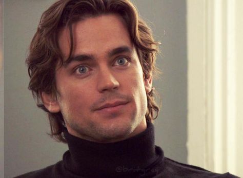 Matt Bomer Matt Bomer White Collar, Mens Hairstyles Thick Hair, Wavy Hair Men, Men Haircut Styles, Fashion Male, Corte De Cabelo Masculino, Model Inspo, Mens Haircuts Short, Matt Bomer