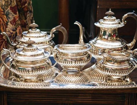 Silver Tea Set Display, Tea Set Display, Roka Ceremony, Silver Tea Service, Silver Tea Set, Fancy Things, Silver Teapot, Table Scapes, Antique Collectors