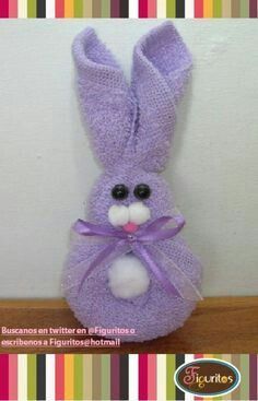 Washer Crafts, Dish Towel Crafts, Washcloth Animals, Towel Origami, Washcloth Crafts, Towel Cakes, Easter Arts And Crafts, Towel Animals, How To Fold Towels