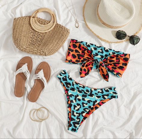 Swimwear Still Life, Poolside Glamour, Swimwear Photography, Swimwear Shoot, Sport Bikinis, Trendy Swimsuits, Animal Print Fashion, Instagram Ideas Photography, Clothing Photography