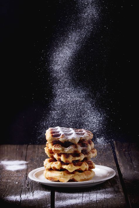 Try these waffle cookies for an easy dessert the family will love. Learn how to make them at home, plus, get tips for the very best waffle iron cookies. Freeze Motion Photography, Waffle Photography, Waffle Iron Cookies, Waffles Photography, Donuts Photography, Belgian Waffles Recipe, Food Photography Lighting, Belgium Food, Dark Food