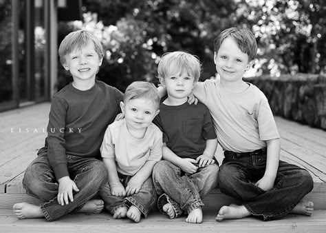 4 Brothers Photography, 4 Kids Poses For Pictures, 4 Sibling Photography Poses, 4 Siblings Photography Poses, Four Siblings Photography, 4 Siblings Picture Ideas, 4 Siblings, 4 Brothers, Cousin Pictures