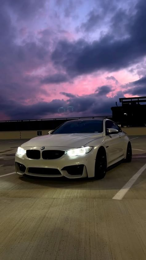 Bmw Video, Bmw White, Bmw Sports Car, Serie Bmw, Dream Cars Bmw, Bmw Wallpapers, Bmw Love, Lux Cars, Bmw Series