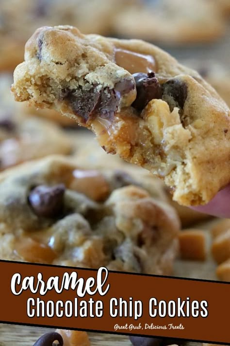 Chocolate Chip Caramel Walnut Cookies, Caramel Pieces Recipe, Carmel Chips Cookies, Chocolate Chip And Caramel Cookies, Chocolate And Caramel Cookies, Christmas Cookies Caramel, Chocolate Chip Salted Caramel Cookies, Fall Chocolate Chip Cookies, Caramel Chips Recipes