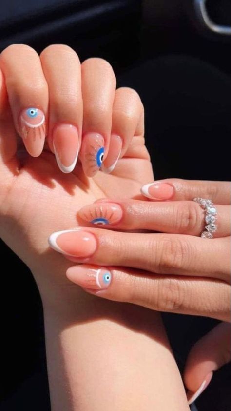 Nail Inspo Almond Evil Eye, Short Baddie Almond Nails, Virgo Nail Art, Evil Eye Nails Design, Evil Nails, Vacation Nail Art, Summer Nails Inspiration, Almond Acrylic Nails Designs, Evil Eye Nails