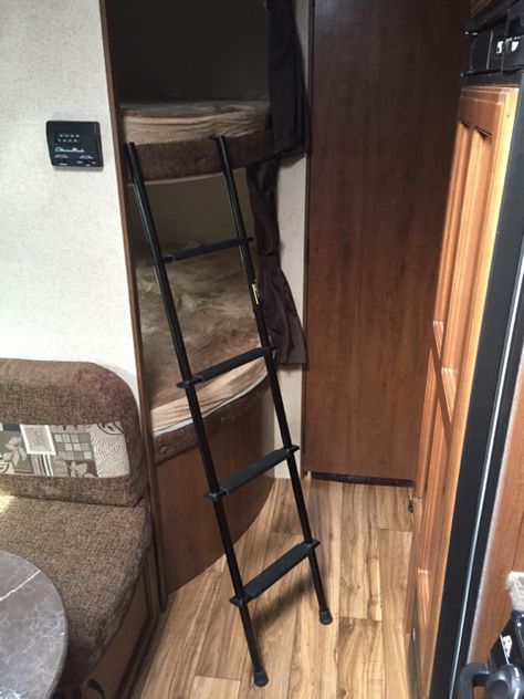 Getting in and out of the top bunk? (26BH) - Jayco RV Owners Forum Rv Bunk Bed Ladder Diy, Rv Bunk Ladder, Bunk Bed Ladder Ideas, Rv Bunk Beds, Jayco Rv, Bunk Bed Ladder, Double Bunk, Diy Ladder, Bottom Bunk