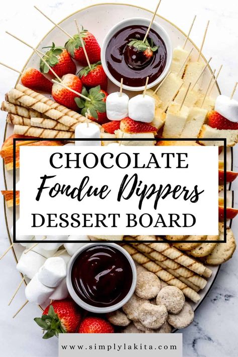 Fondu Board, Fondue Chocolate Dippers, Fondue Dippers Chocolate, Chocolate Fondue Bar Ideas, Chocolate Fondue Party Ideas, Dessert Fondue Board, Chocolate Dipping Board, Chocolate Fondue Dippers Ideas, Mini Fondue Ideas