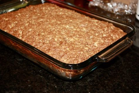 Healthy Vegan Apple Cake - Whole Wheat No-Oil WFPB ~ VeganEnvy Healthy Apple Cake, High Carb Vegan, Vegan Apple Cake, Low Fat Vegan Recipes, Moist Apple Cake, Cranberry Cake, Whole Food Plant Based Diet, Whole Food Plant Based Recipes, Sugar Free Cake