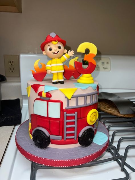 Firefighter Cake, Fire Fighter Cake, Firetruck Cake, Girl Firefighter, Garden Party Birthday, Fire Trucks, Cake Decoration, Party Birthday, 3rd Birthday