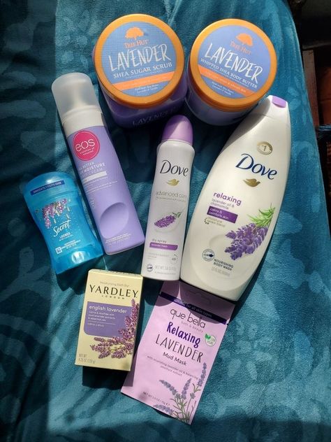 Dove Care Products, Lavender Vanilla Scent Aesthetic, Dove Lavender Body Wash, Lavender Scented Products, Smell Good Combo Lavender, How To Smell Like Lavender And Vanilla, Lavender Body Products, Lavender Skin Care Products, Lavender Smelling Products