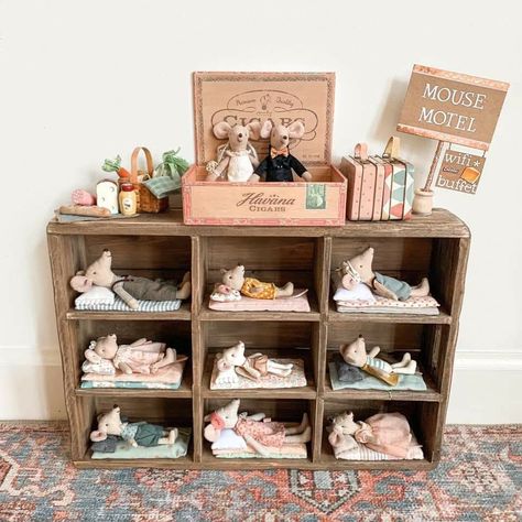 Maileg Doll House, Maileg Dolls, Maileg Mouse, Mouse House, Diy Doll Miniatures, Doll House Plans, Pillow Mattress, Dream Outfits, Diy Dollhouse