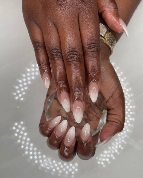 Nude Nails Inspo, Nails Natural Acrylic, Fake Nails Natural, Nails Almond Medium, Press On Nails Almond, Natural Acrylic, White Gradient, Nails Natural, Nude Nail Designs