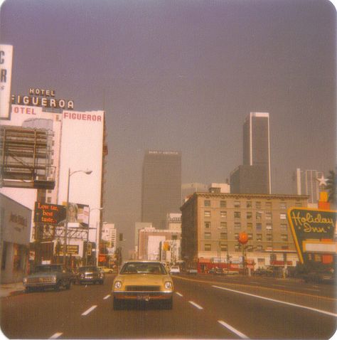 Holiday Inn Figueroa Street, Downtown Los Angeles, 1977 Terrence Loves You, Los Angeles Downtown, California Camping, 70s Aesthetic, 80s Aesthetic, American Life, Jolie Photo, Downtown Los Angeles, Retro Aesthetic