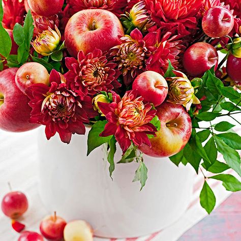 Putting apples in your fall bouquet is a great way to add color: http://www.bhg.com/party/birthday/themes/apple-theme-fall-party/?socsrc=bhgpin092814fallbouquet&page=11 Apple Theme Parties, Dahlia Centerpiece, Apple Centerpieces, Apple Wedding, Diy Apple, Backyard Birthday Parties, Backyard Birthday, Red Bouquet, Apple Theme