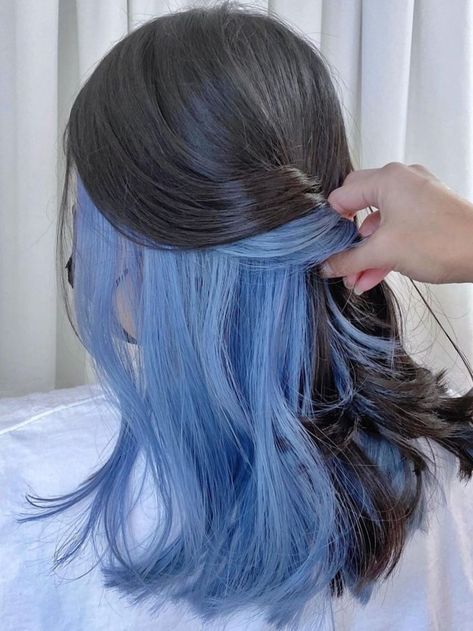 black hair with light blue underneath Hair Color Korean, Korean Hair Dye, Under Hair Dye, Under Hair Color, Hidden Hair Color, Two Toned Hair, Light Blue Hair, Korean Hair Color, Hair Color Underneath