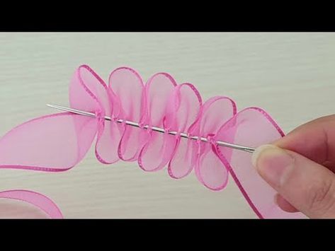 Flower Making With Ribbon, Embroidery Tricks, Flower Making Tutorial, Hand Embroidery Flower Designs, Ribbon Flowers Diy, Diy Lace Ribbon Flowers, Ribbon Flower Tutorial, Ribbon Crafts Diy, Fabric Flower Tutorial