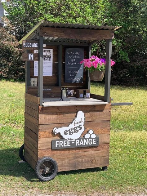 Booth Display Ideas Diy, Farmers Market Stand, Farmers Market Display, Vegetable Stand, Eggs For Sale, Backyard Chicken Coop Plans, Egg Stand, Farm Day, Backyard Chicken Farming