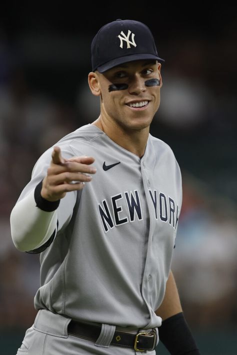 Aaron Judge And Giancarlo Stanton, Aaron Judge Hot, Yankees Aesthetic, Yankees Baseball Players, Yankees Wallpaper, Baseball Aesthetic, Hot Baseball Players, Mlb Yankees, Giancarlo Stanton