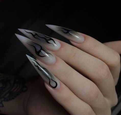 Coke Nails, Dark Nail Designs, Nail Piercing, Stiletto Nail Art, Claw Nails, Edgy Nails, Goth Nails, Grunge Nails, Stiletto Nails Designs