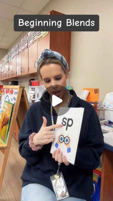 Lisa Elaine Peters - Mrs. Peters’ Class on Instagram: "Beginning blends! They have mastered these sounds! So proud!!!!!   Comment CARDS for link to flashcards! Also come on a-z with multiple sounds, digraphs, vowel teams, and diphthongs!   #sor #alphabet #abc #teachersoftiktok #teachers #primaryschool #learningresources #phonics  #letters #learntoread #writingtips #teacherhack #teachertips #kindergarten #kindergartenactivities #earlylearning #moms #homeschoolmom #homeschoolcurriculum #homeschoolfun #homeschoolcollective #esl" Consonant Blends Activities, Beginning Blends, Vowel Digraphs, Blends Activities, Phonics Flashcards, Letter Blends, Vowel Teams, Blends And Digraphs, Blending Sounds