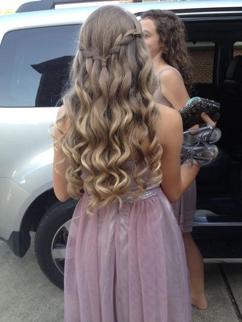 Blonde curls with a waterfall braid connecting both sides, very sweet and youthful Junior Bridesmaid Hair, Simple Prom Hair, Hoco Hairstyles, Dance Hairstyles, Prom Hairstyles For Long Hair, Hoco Hair Ideas, Hoco Hair, Homecoming Hairstyles, Hair Dos