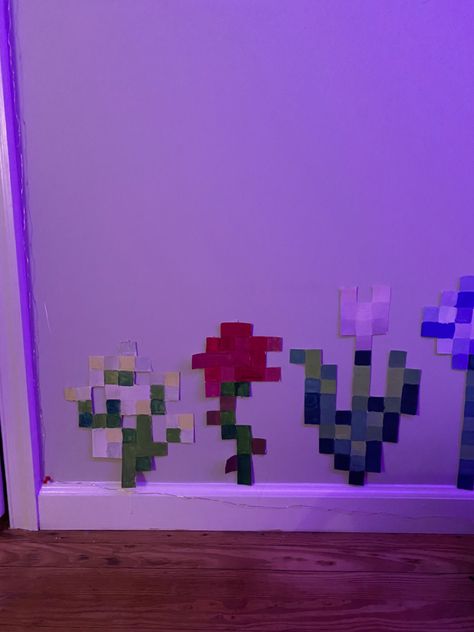 Mincraft Decor Diy, Mcyt Room Decor Ideas, Mcyt Room Decor, Minecraft Ideas Para Decorar, Dsmp Room Decor, Dsmp Bedroom, Minecraft Decorations Bedroom, Room Decor Minecraft, Minecraft Flowers