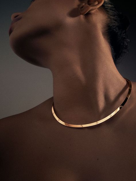 Love Necklace Cartier, Cartier Necklace Aesthetic, Cartier Advertising, Cartier Branding, Cartier Necklace Gold, Cartier Love Necklace, Italian Jewelry Designers, Iconic Jewelry, Necklace Model